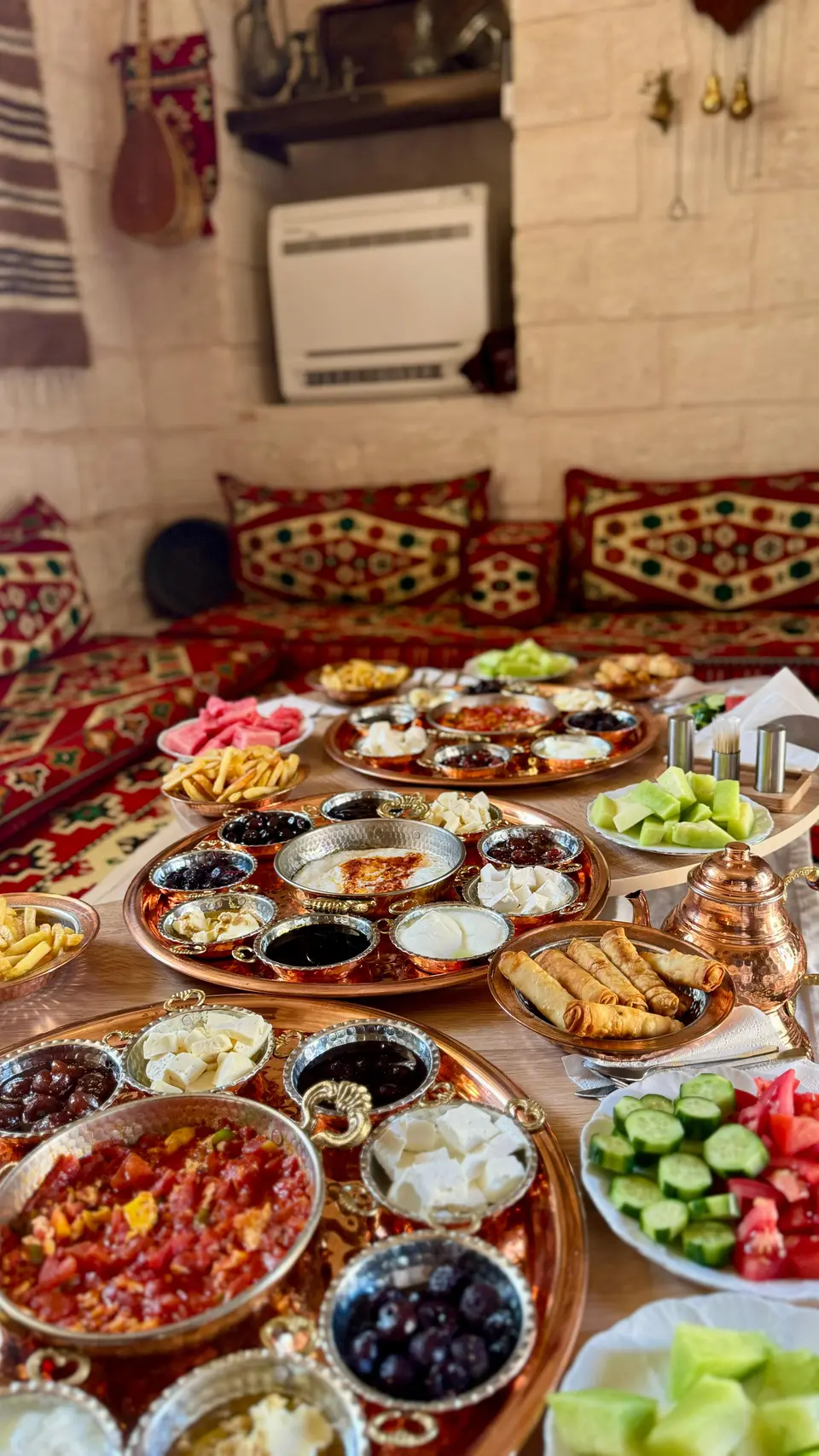 مائدة فطور إستيل