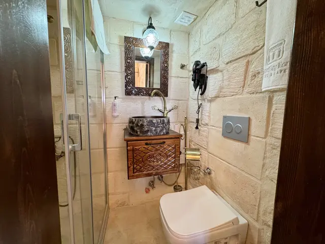 Una veduta della camera Mazruna